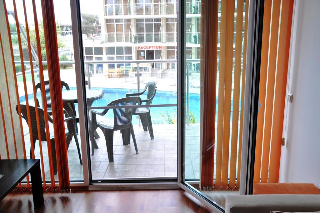 Sunny Holiday Apartments Sunny Beach Exterior photo